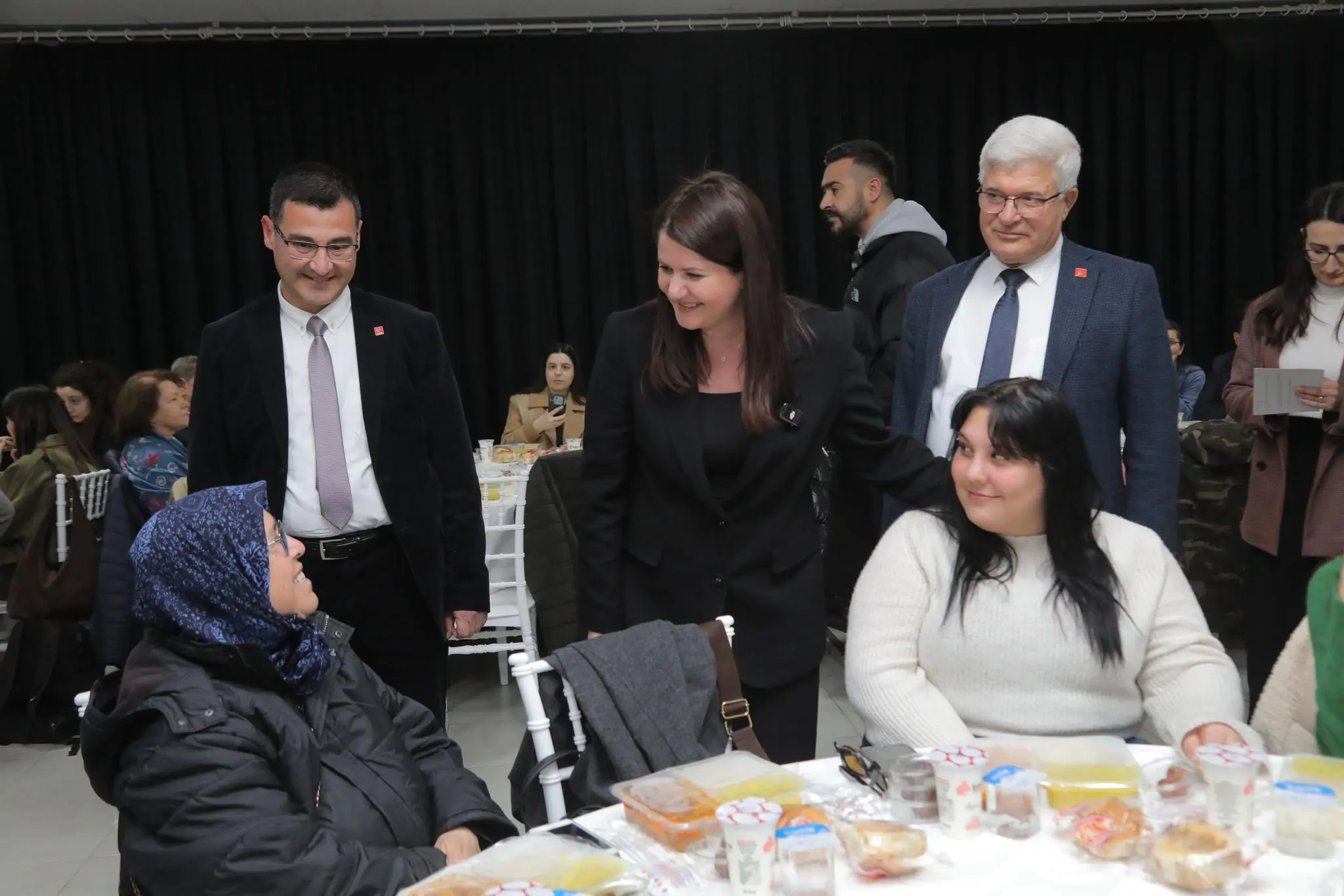 Ramazan’ın İlk İftarı Atatürk Kültür Merkezi’nde Gerçekleşti