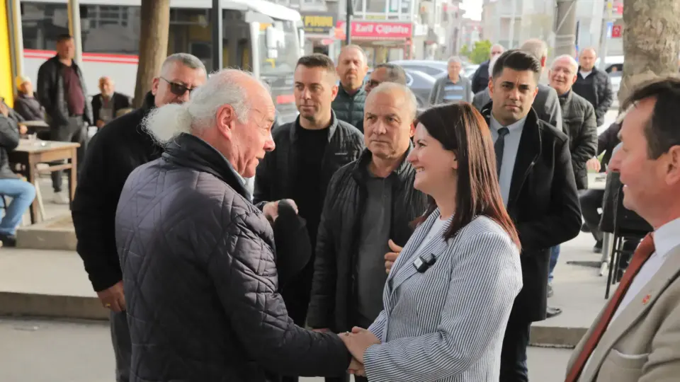 Başkan Filiz Gencan, Edirne’de Mahallelerde Vatandaşlarla Buluşarak Talepleri Dinliyor